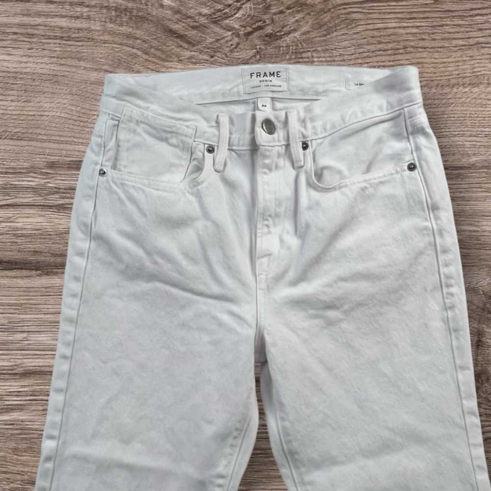 Frame Denim Le Stevie Crop Shredded Raw Hem Jeans Sz: 24 - Picture 1 of 14